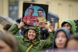 Babiš vede s prezidentem proxy válku skrze Turka a Macinku